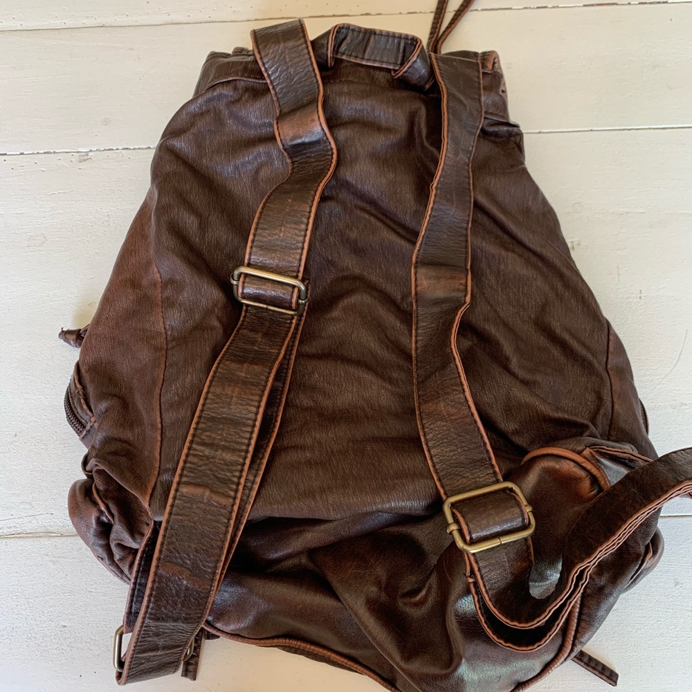 Backpack - Picture 2 of 2
